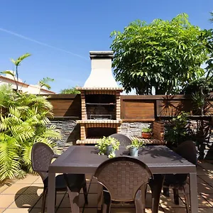 https://villa-kalima-santa-ursula-tenerife.in-canary-islands.com
